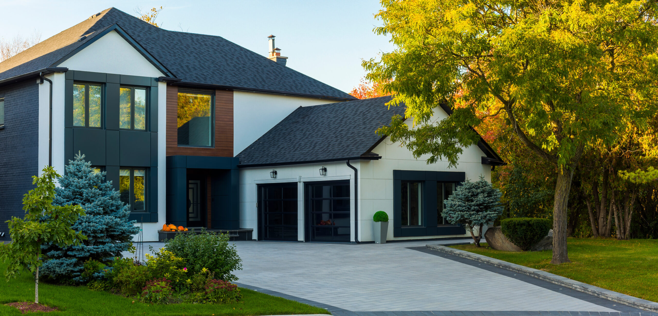 The Ultimate Guide to Building a Custom Home